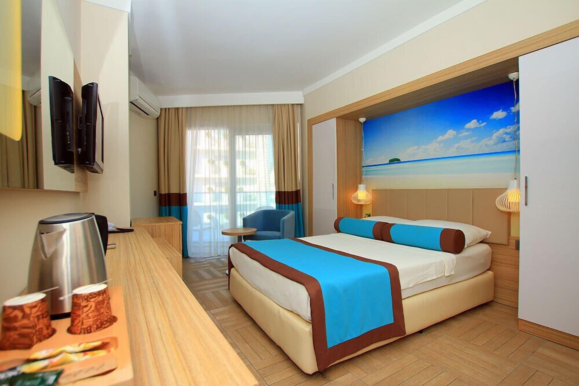 Отель Blue Bay Platinum Мармарис Экстерьер фото