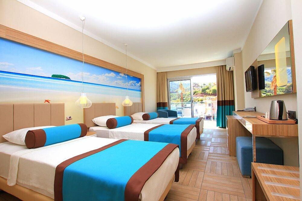 Отель Blue Bay Platinum Мармарис Экстерьер фото